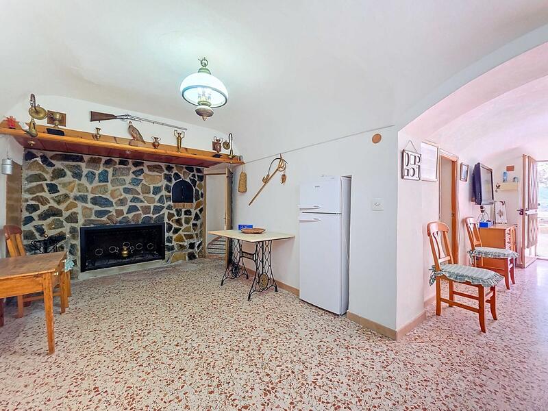 4 soveværelse Grottehus til salg