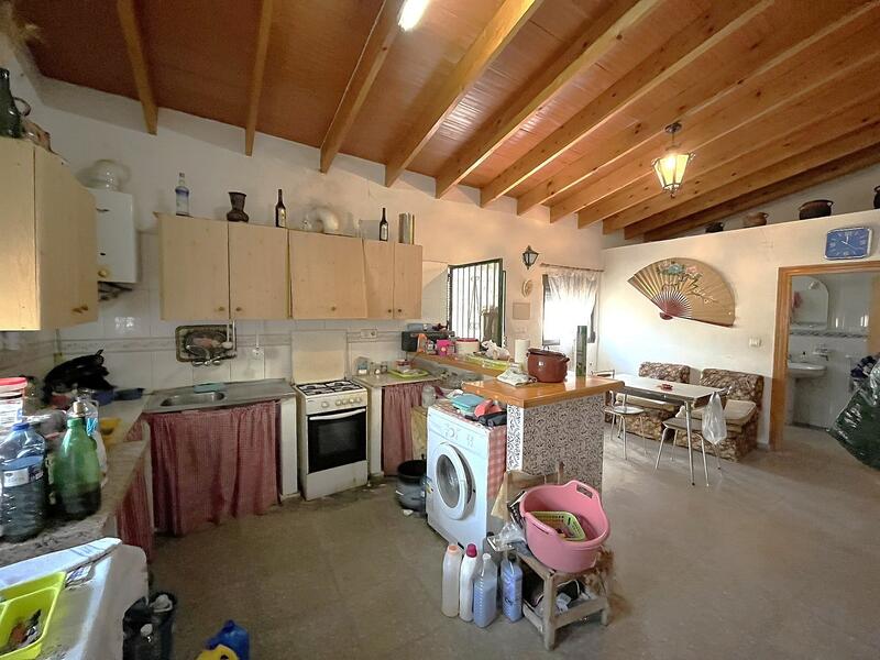 4 sovrum Grottahus till salu