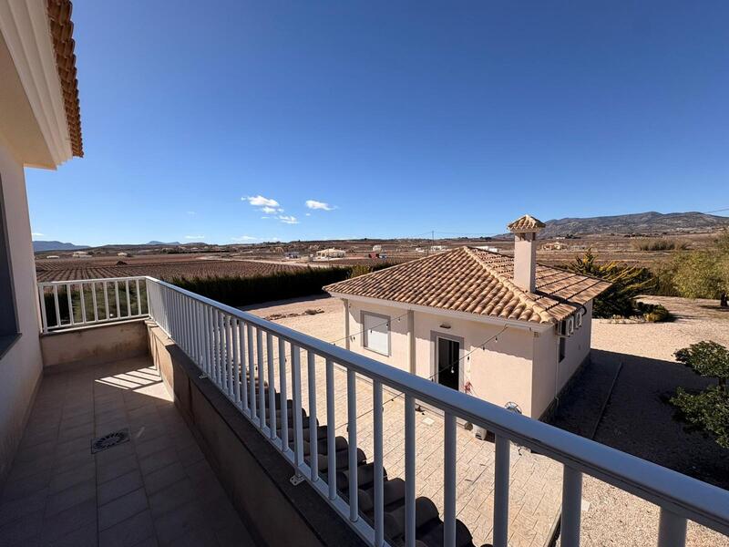 6 Cuarto Villa en venta