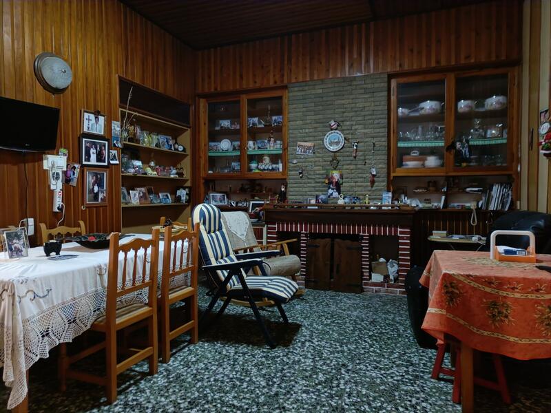 2 bedroom Townhouse for sale