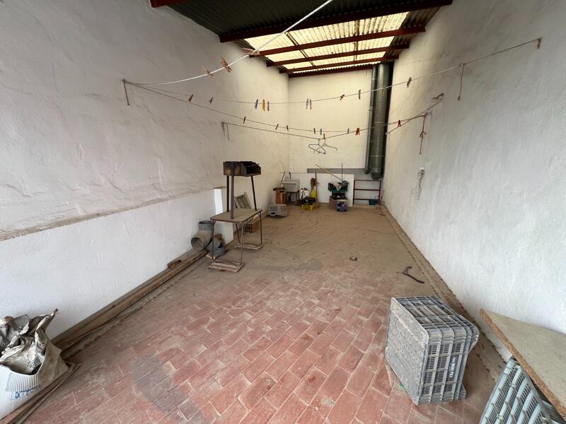 2 bedroom Townhouse for sale