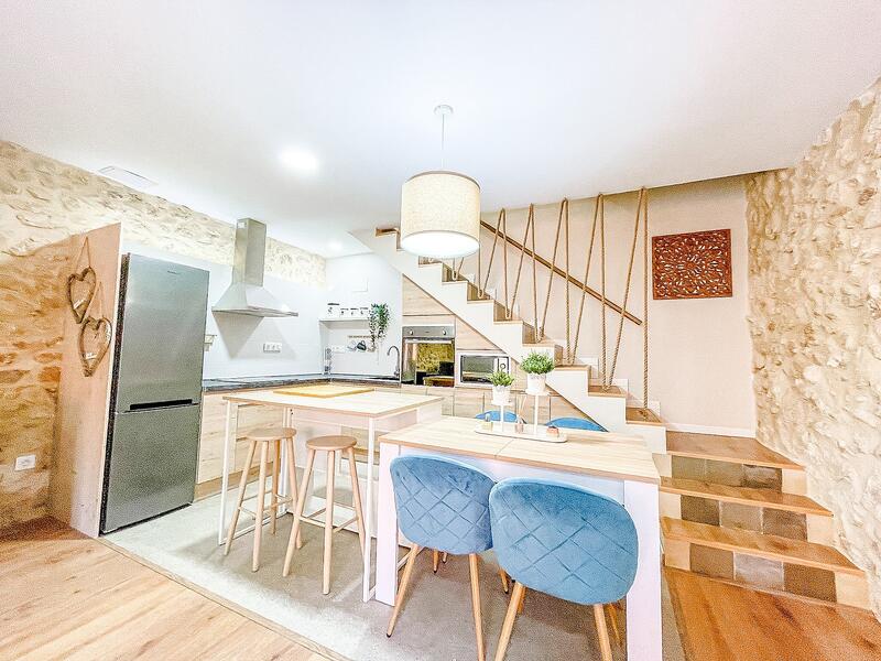 3 bedroom Townhouse for sale