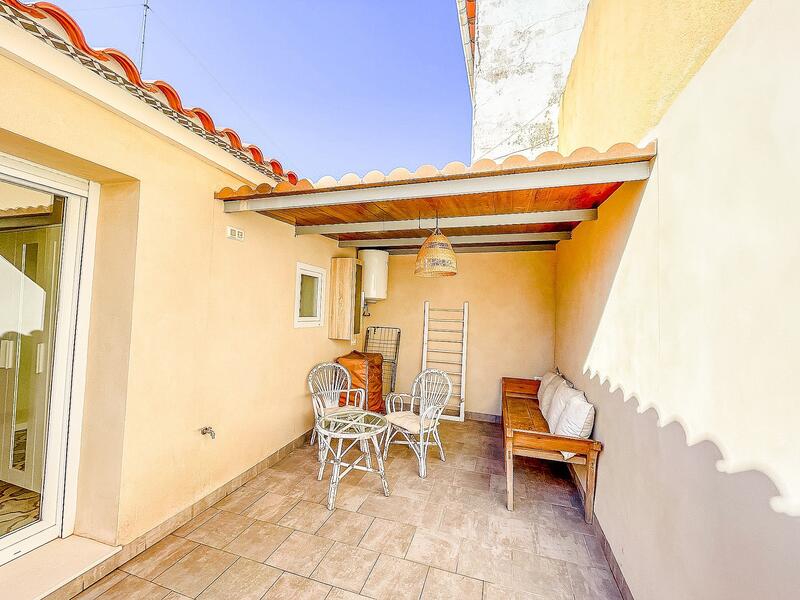 3 bedroom Townhouse for sale