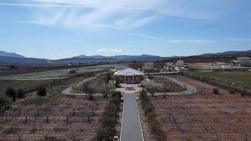 4 Cuarto Villa en venta