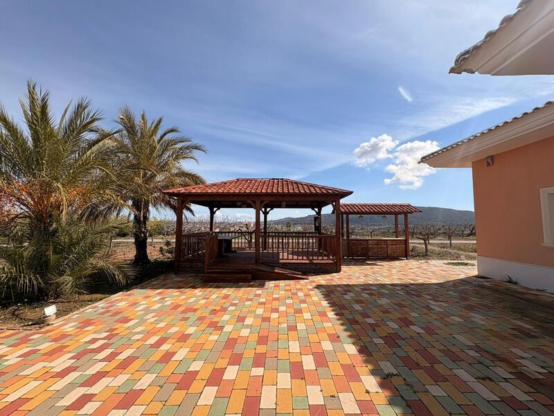 4 Cuarto Villa en venta