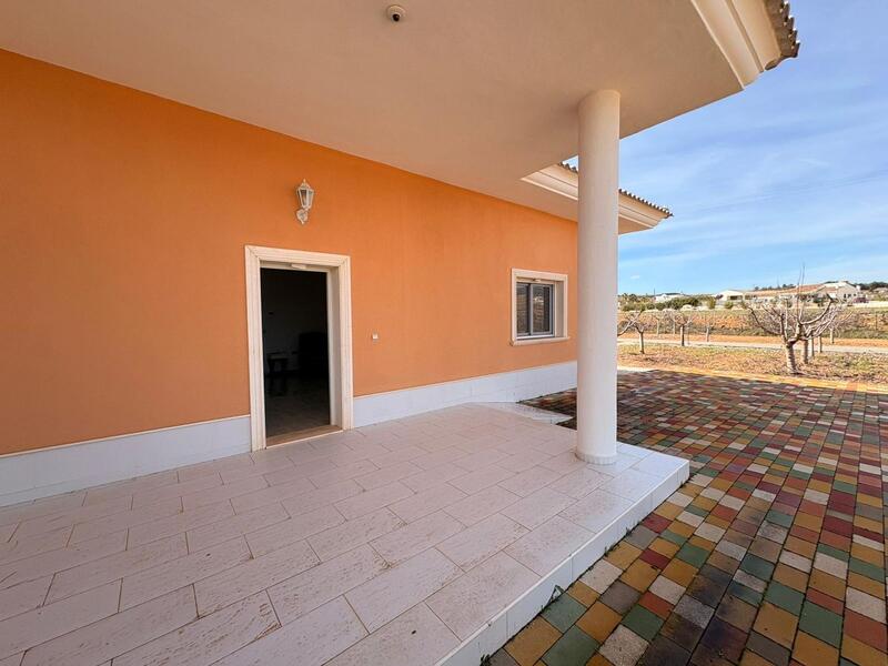 4 Cuarto Villa en venta