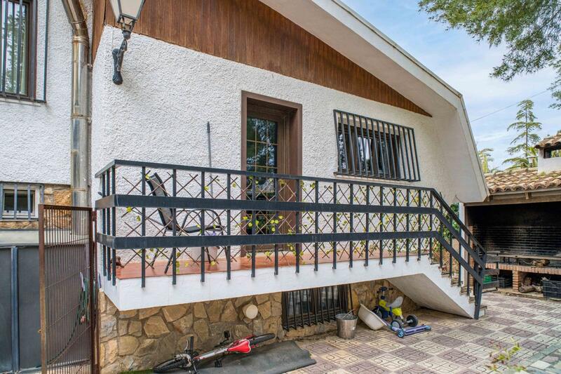 4 bedroom Villa for sale 4 bedroom Villa for sale