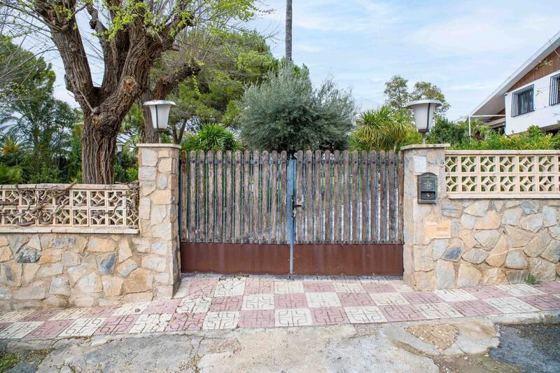 4 bedroom Villa for sale 4 bedroom Villa for sale