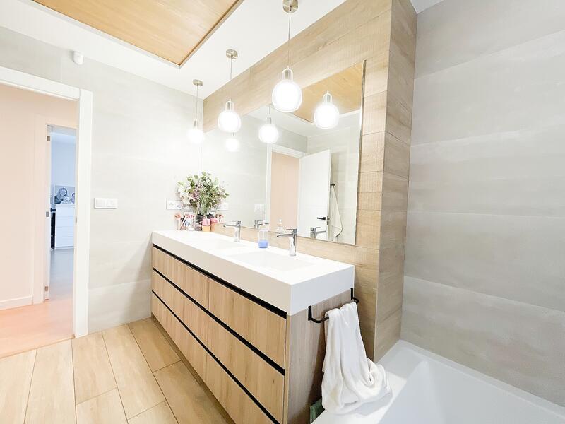 4 спальная комната вилла продается