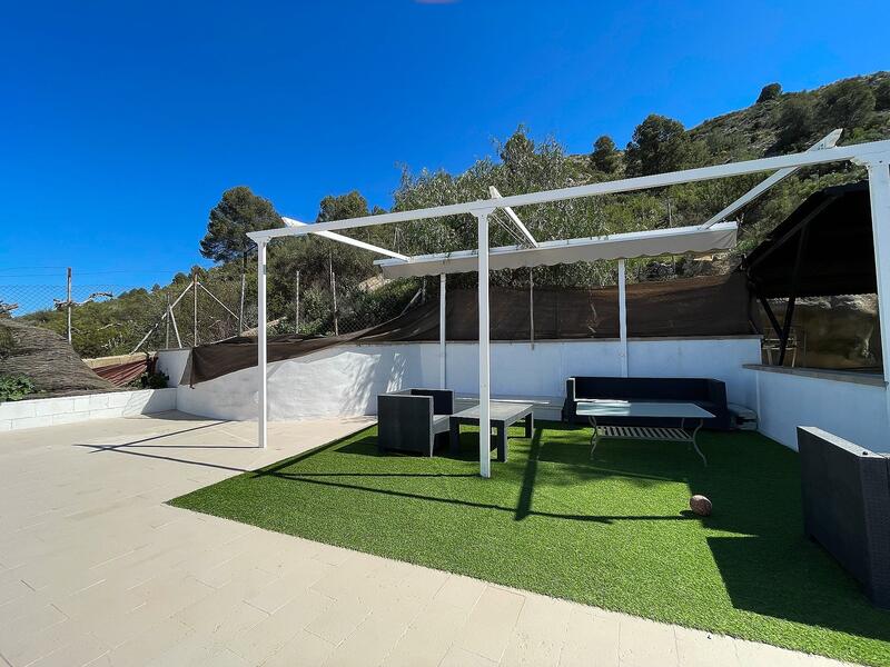 4 спальная комната вилла продается