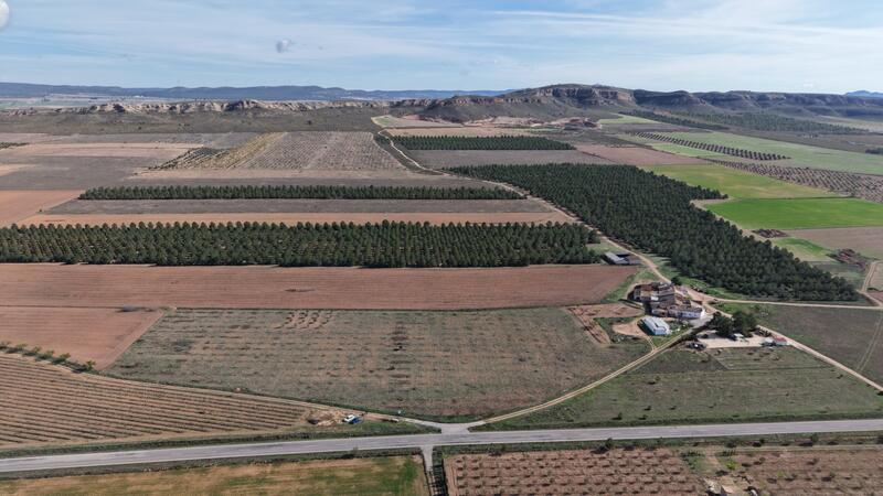 Jord til salg Jord til salg