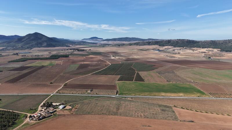 Jord til salg Jord til salg