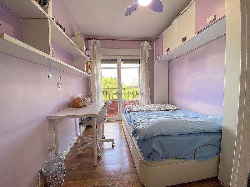 3 slaapkamer Appartement Te koop