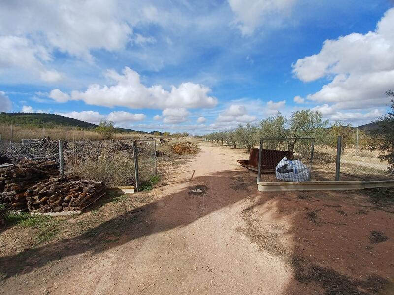 4 bedroom Country House for sale 4 bedroom Country House for sale