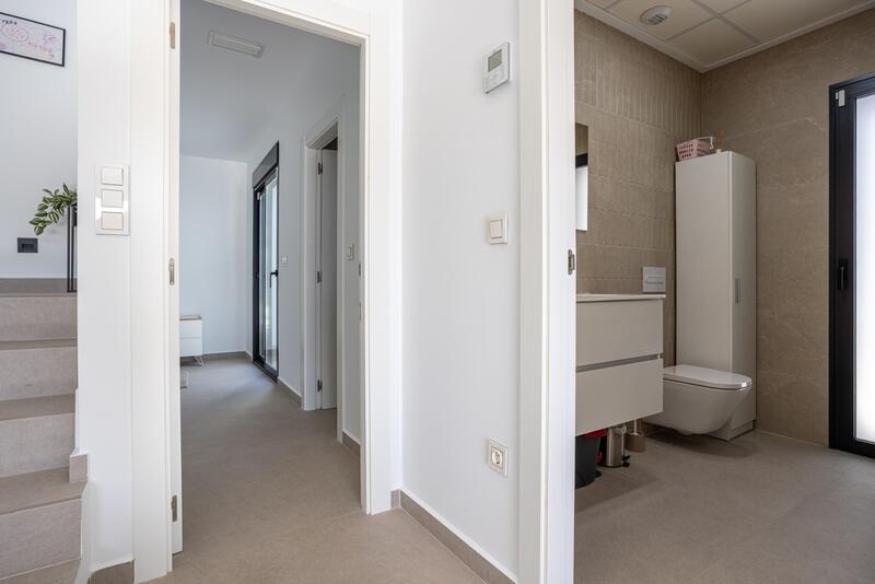 4 chambre Villa à vendre 4 chambre Villa à vendre