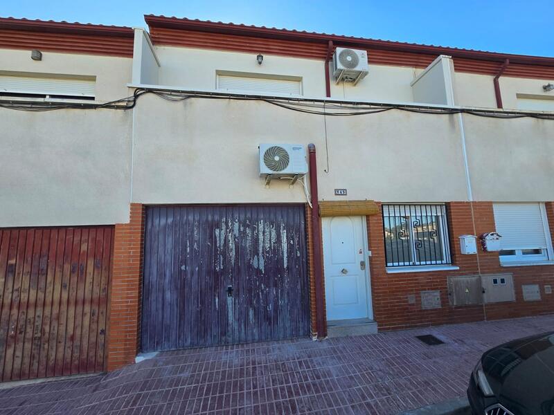 Adosado en venta en Salinas, Alicante