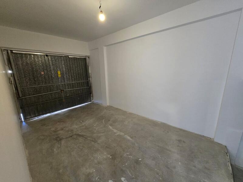 4 спальная комната городская тюрьма продается