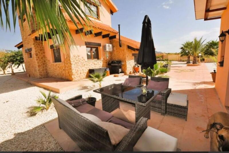 5 Schlafzimmer Villa zu verkaufen