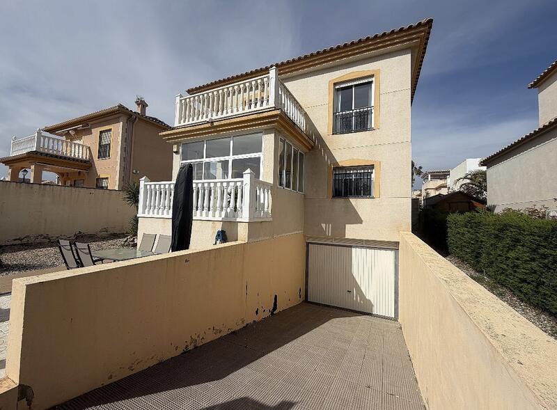 4 slaapkamer Villa Te koop