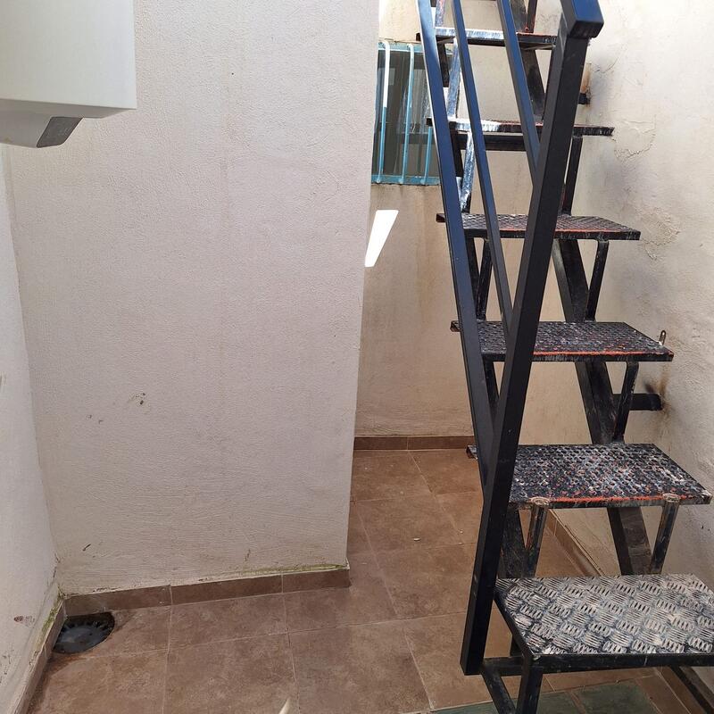 2 sovrum Radhus till salu