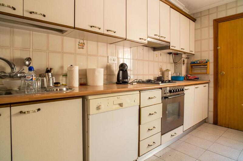 5 bedroom Townhouse for sale