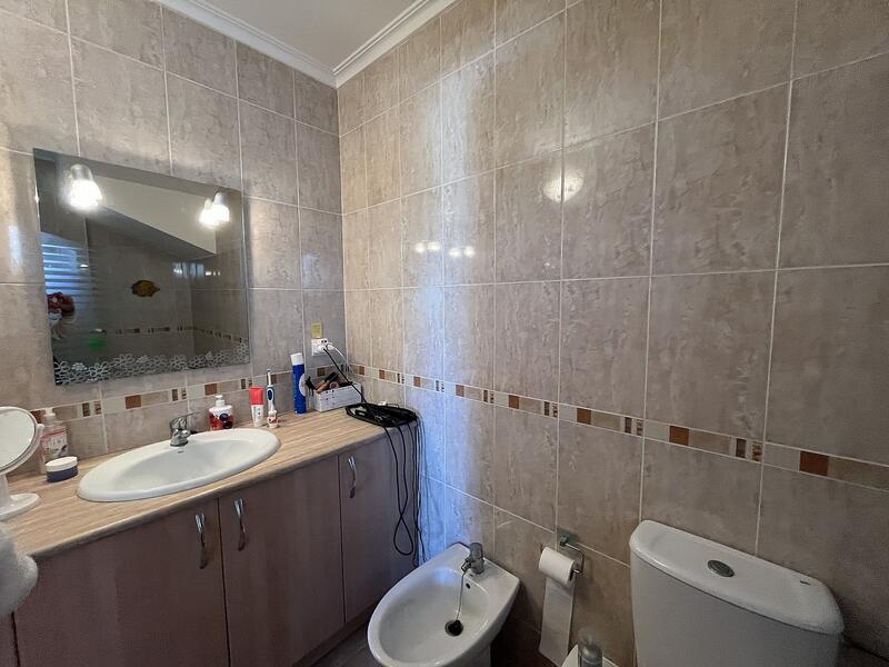 4 Cuarto Villa en venta