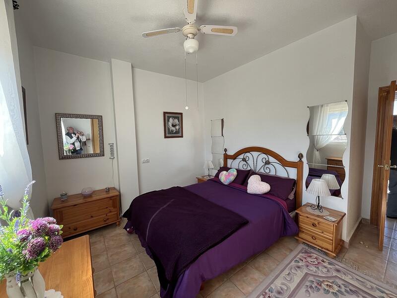 4 Cuarto Villa en venta