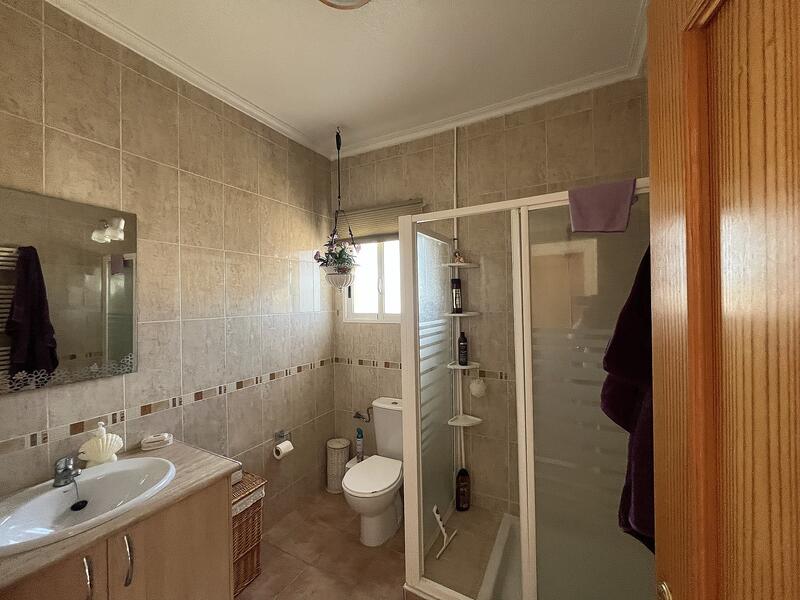 4 Cuarto Villa en venta