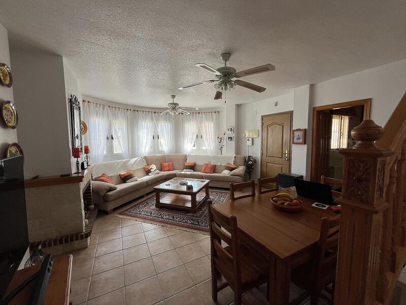 4 Cuarto Villa en venta