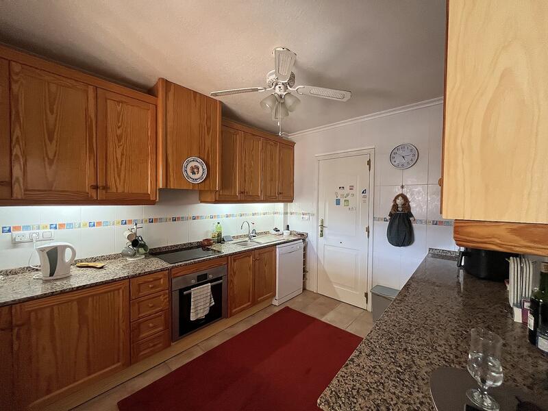 4 Cuarto Villa en venta