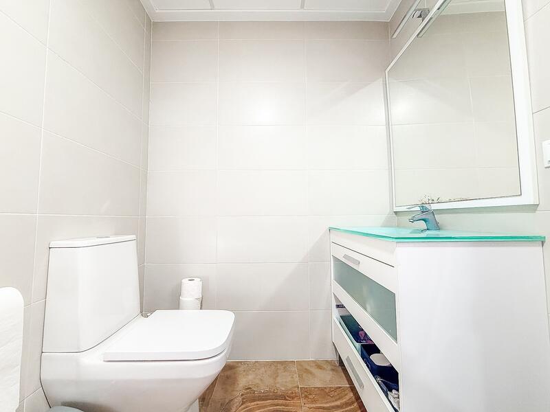 2 Cuarto Adosado en venta