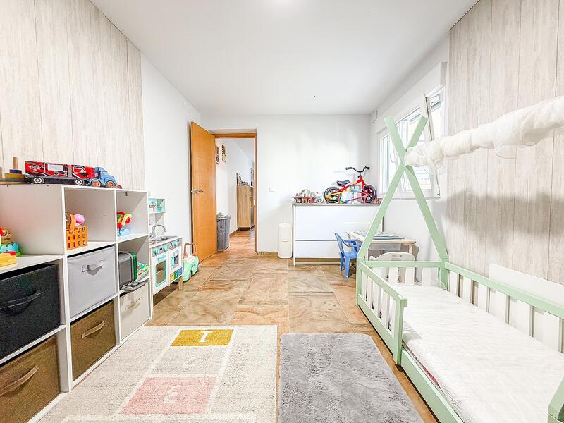 2 Cuarto Adosado en venta