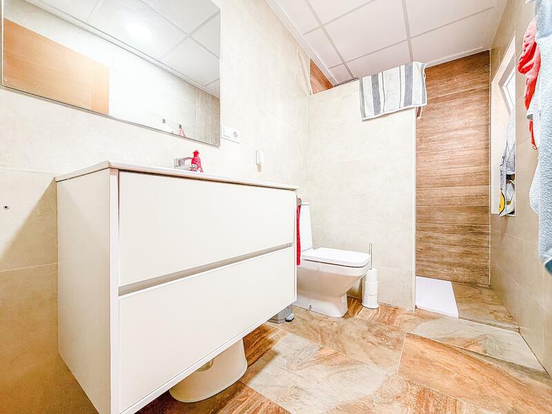 2 Cuarto Adosado en venta