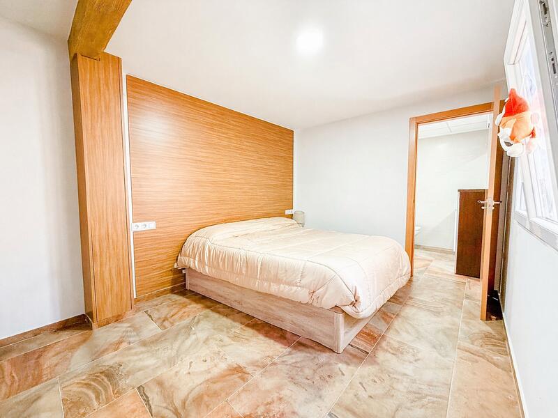 2 Cuarto Adosado en venta