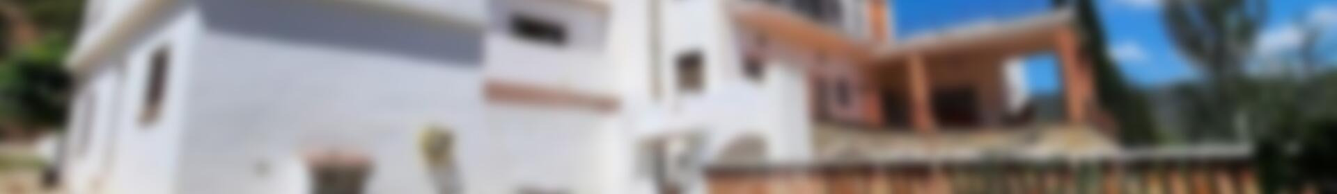 10 Cuarto Casa de Campo en venta