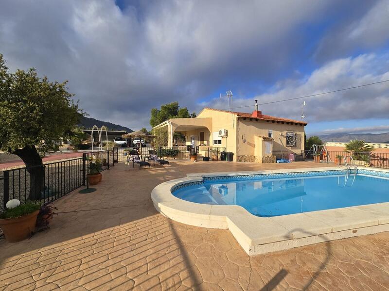 5 soveværelse Villa til salg