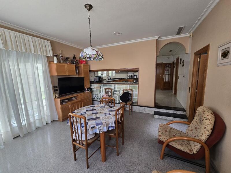 6 chambre Villa à vendre