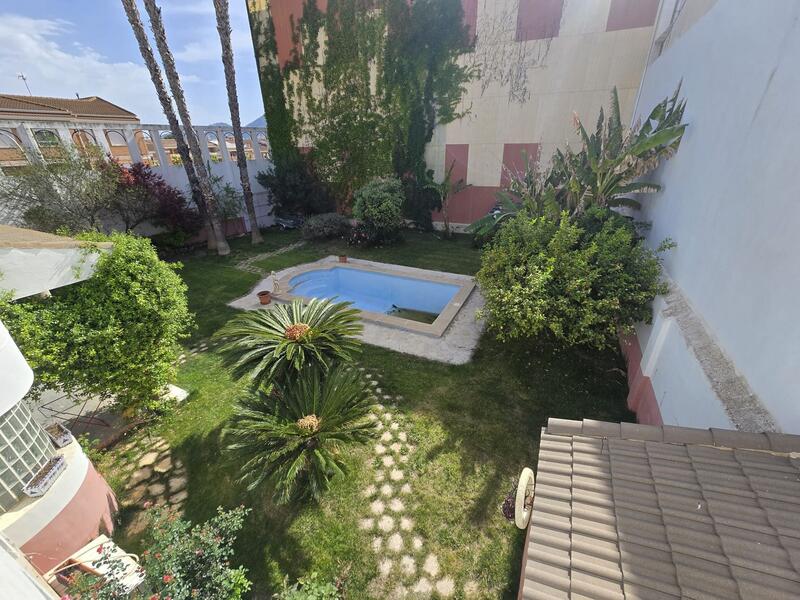 6 chambre Villa à vendre