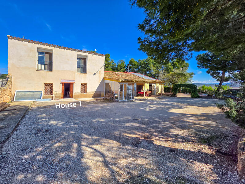 5 bedroom Country House for sale 5 bedroom Country House for sale