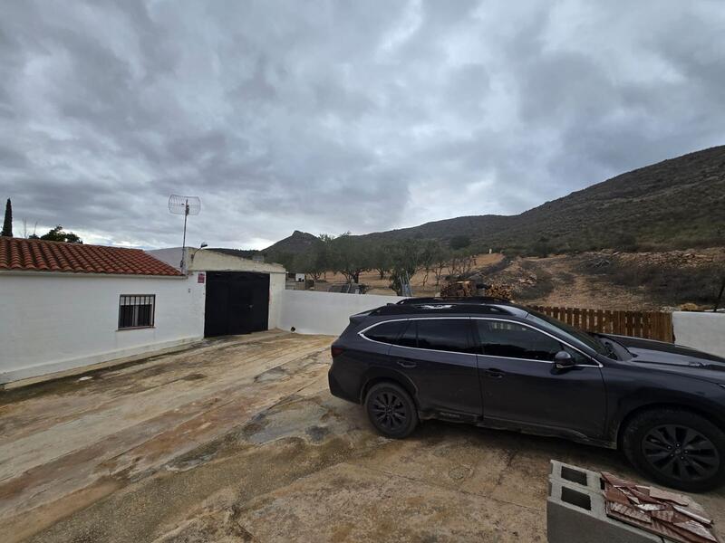 4 bedroom Country House for sale
