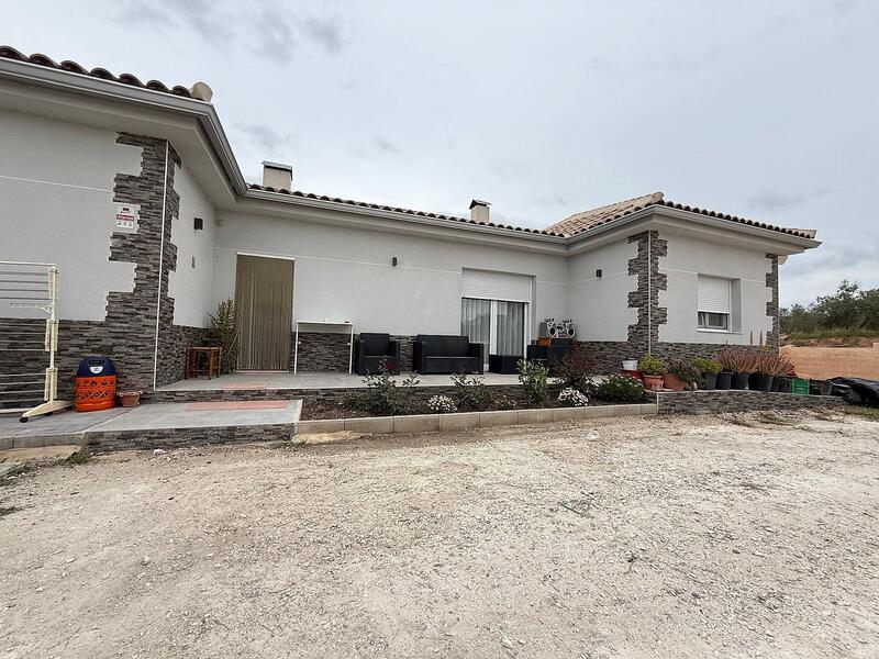 4 bedroom Villa for sale