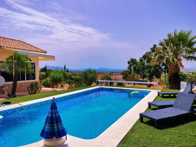 4 bedroom Villa for sale