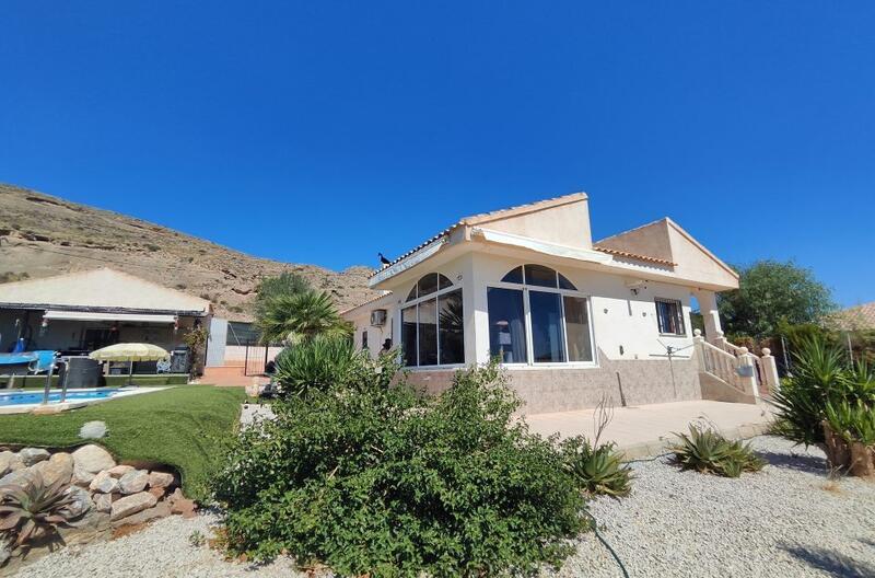 4 bedroom Villa for sale
