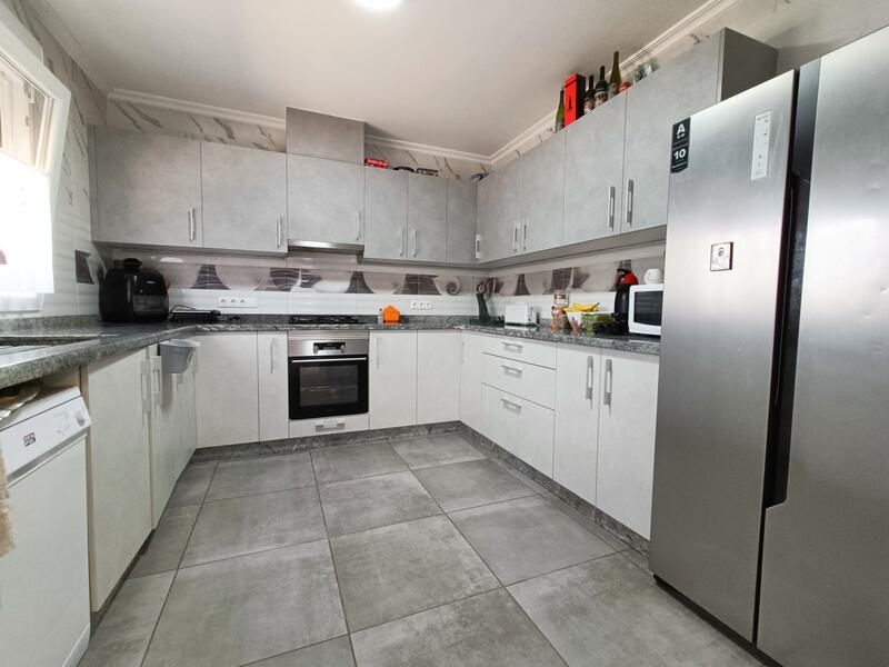 4 bedroom Villa for sale