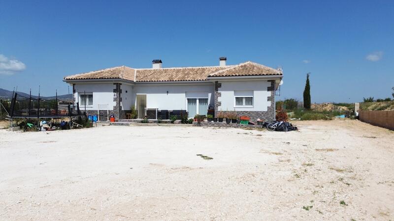 4 bedroom Villa for sale