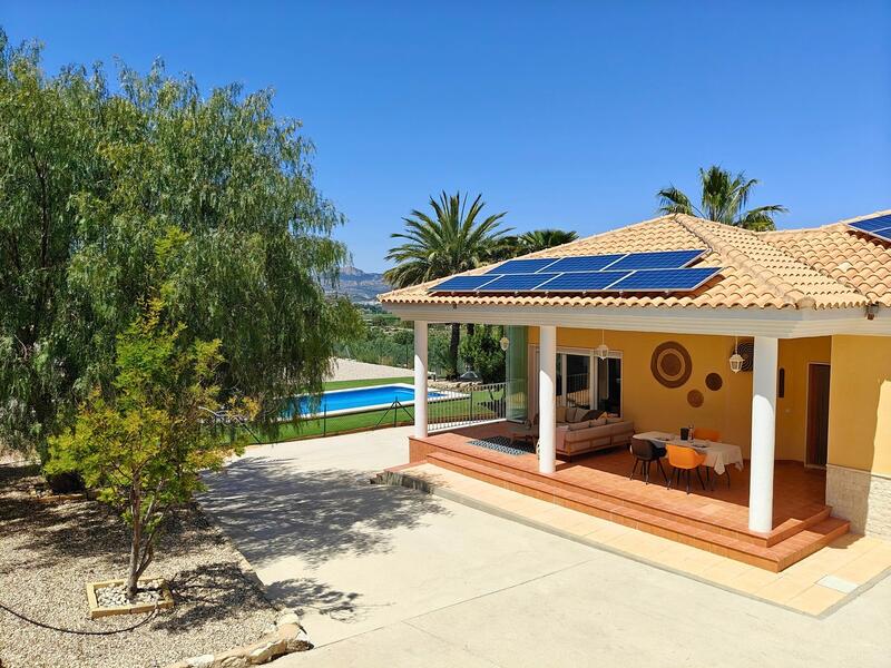 Villa till salu i Sax, Alicante