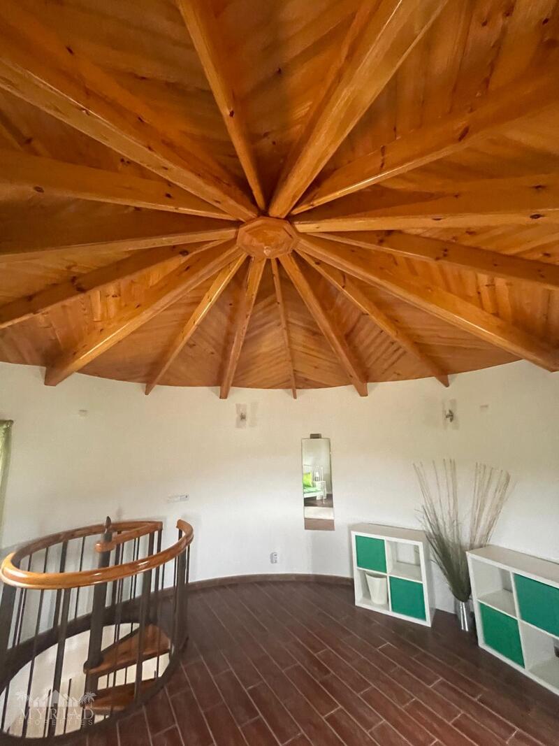 4 bedroom Villa for sale