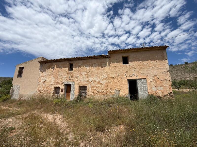Country House for sale in Hondon de las Nieves, Alicante Country House for sale in Hondon de las Nieves, Alicante