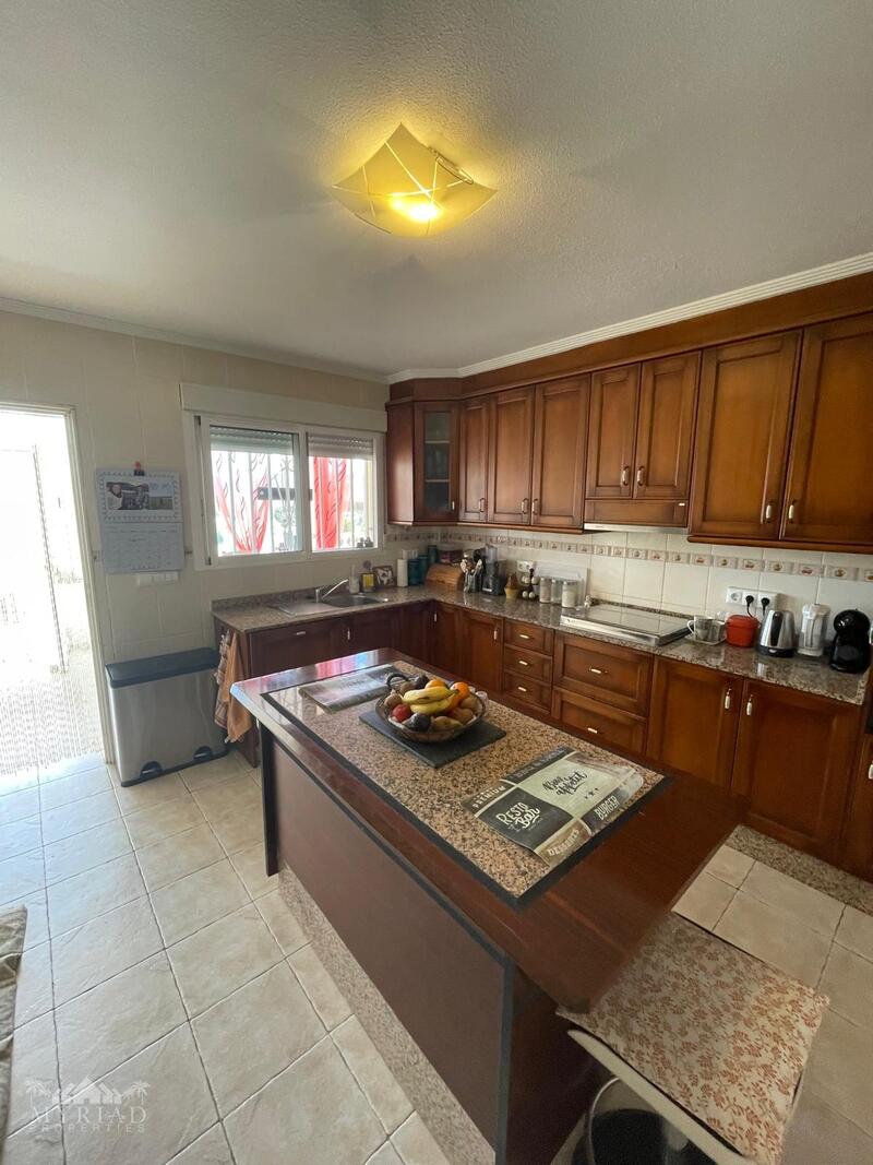 4 Cuarto Villa en venta