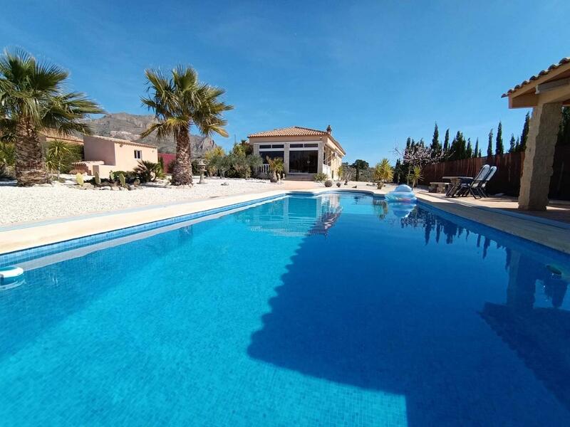 вилла продается в Macisvenda, Murcia